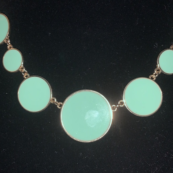 - VNTG Gold Tone Enameled Linked Spheres Necklace - Picture 2 of 5